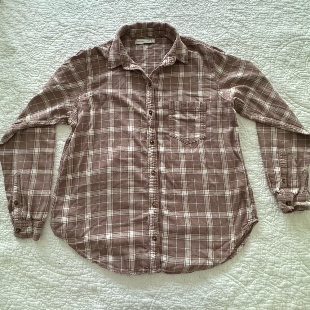 Abercrombie & Fitch Button Up Plaid Long Sleeve